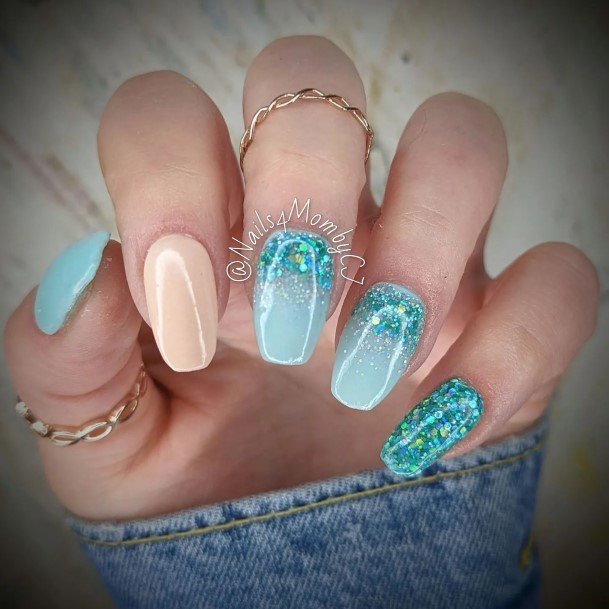 Beach Nail Feminine Designs