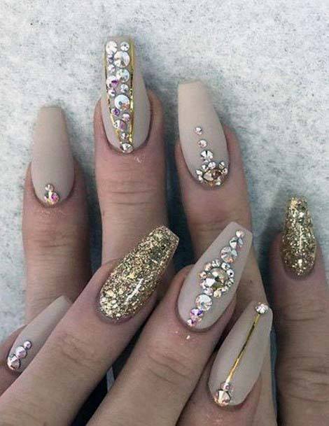 Beauitful Blings On Nails Art Work