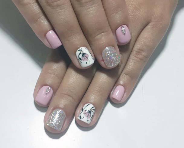 Beauitful Blossoms On Nails Design