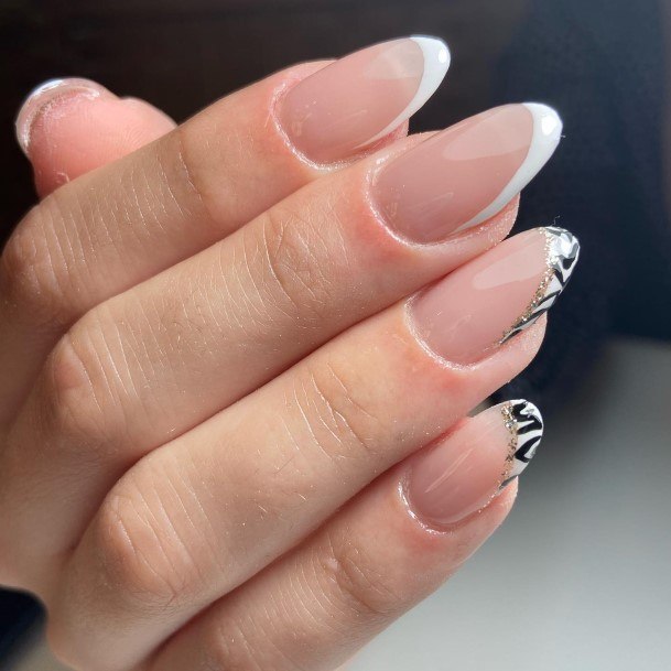 Beauteous Girls Almond French Nails