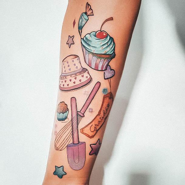 Beauteous Girls Baking Tattoos