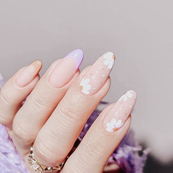 Beauteous Girls Beige Nails