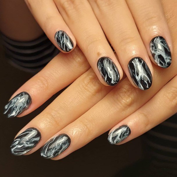 Beauteous Girls Black And White Marble Nails