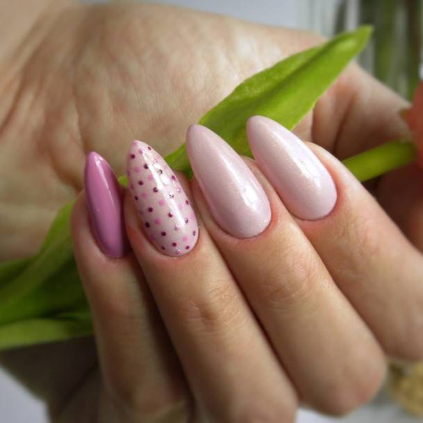 Beauteous Girls Casual Nails