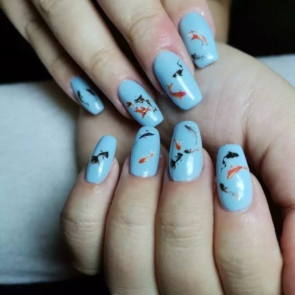 Beauteous Girls Fish Nails