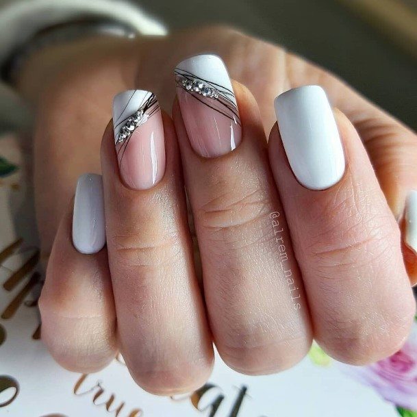 Beauteous Girls Formal Nails