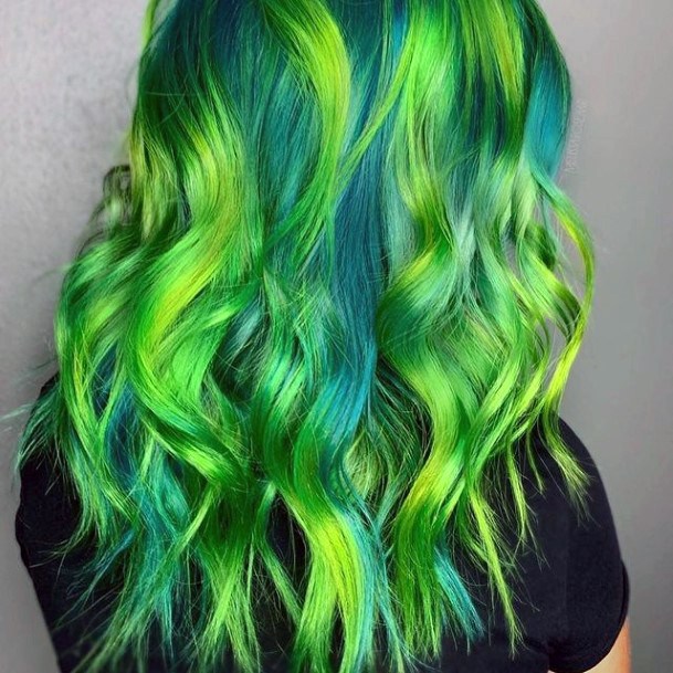 Beauteous Girls Green Hairstyless