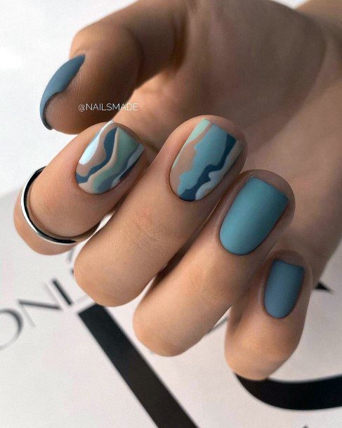 Beauteous Girls Grey Dress Nails