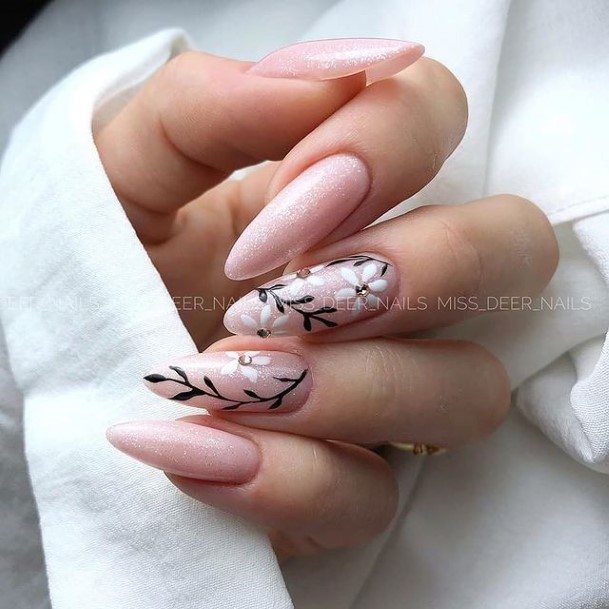 Beauteous Girls Light Nails