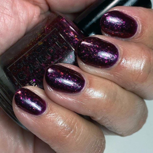 Beauteous Girls Maroon Glitter Nails