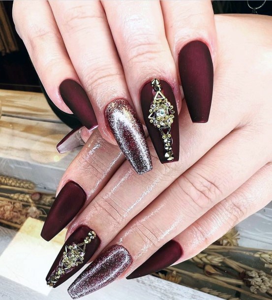 Beauteous Girls Matte Maroon Nails