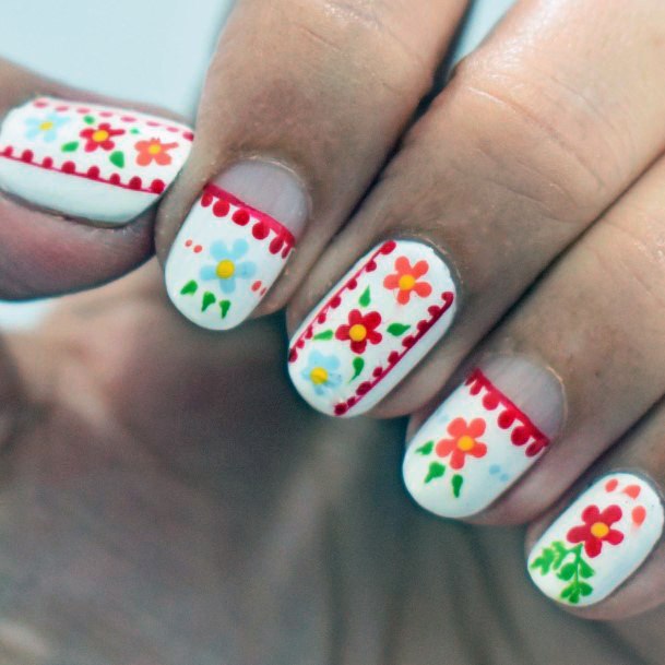 Beauteous Girls Mexican Nails