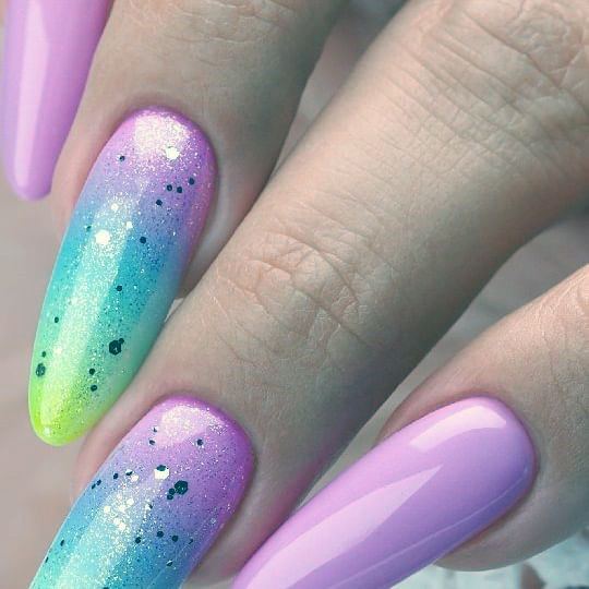 Beauteous Girls Ombre Summer Nails