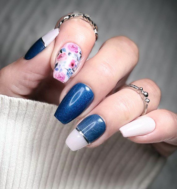 Beauteous Girls Pink And Blue Nails