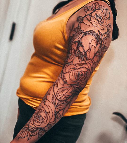 Beauteous Girls Rose Sleeve Tattoos