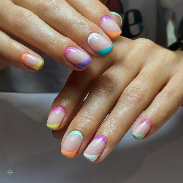 Beauteous Girls Short Summer Nails