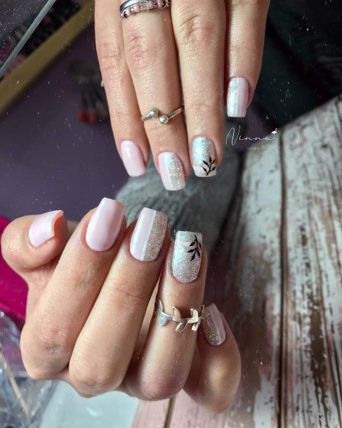 Beauteous Girls Silver Dress Nails