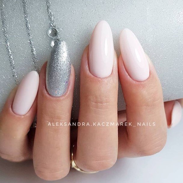 Beauteous Girls Silver Nails