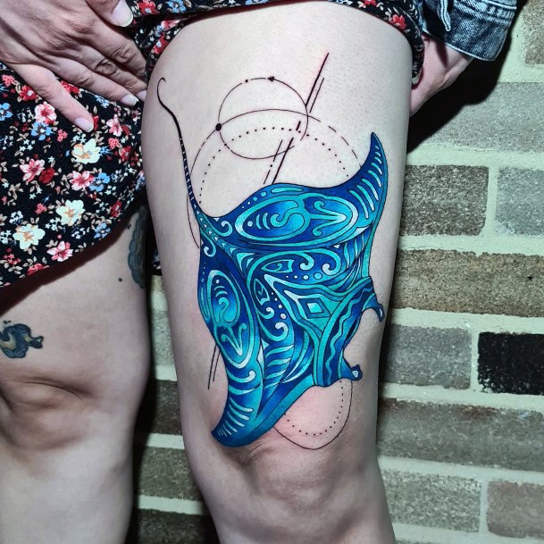 Beauteous Girls Stingray Tattoos