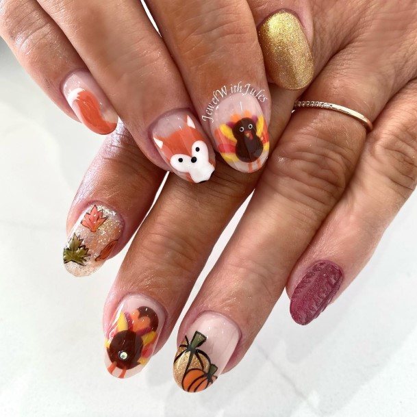 Beauteous Girls Thanksgiving Nails