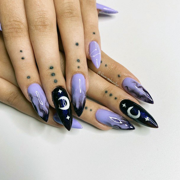 Beauteous Girls Witch Nails
