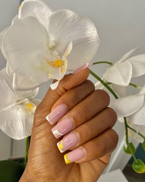 Beauteous Girls Yellow And Pink Nails