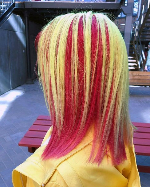 Beauteous Girls Yellow Hairstyless