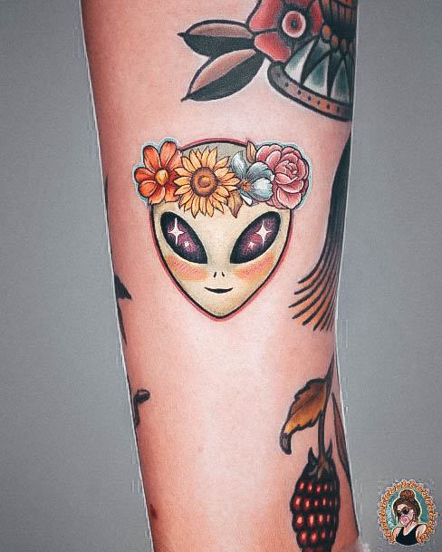 Beautiful Alien Tattoo Design Ideas For Women