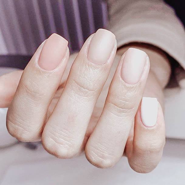 Beautiful Beige Nail Design Ideas For Women