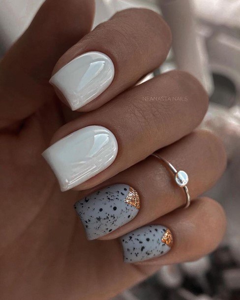 Beautiful Black And White Nail Design Ideas For Women