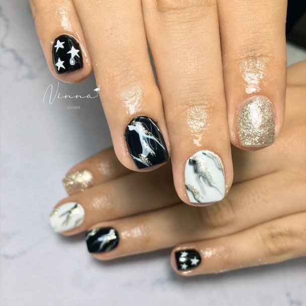 Beautiful Black Dress Nail Design Ideas For Women