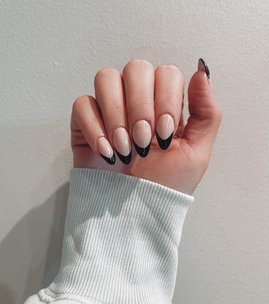 Beautiful Black French Tip Nail Design Ideas For Women