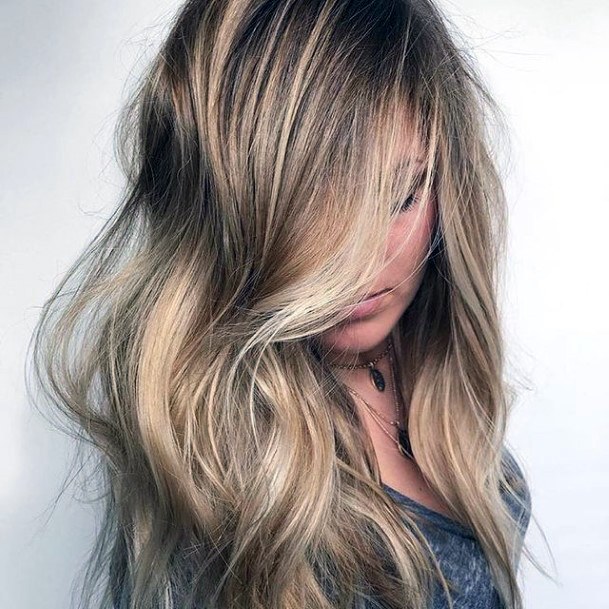 Beautiful Blonde Ombre Hairstyles Design Ideas For Women