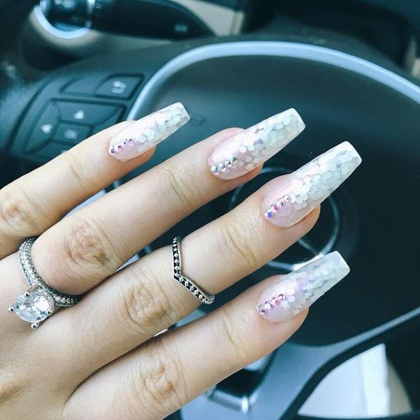 Beautiful Bright Nail Design Ideas For Women