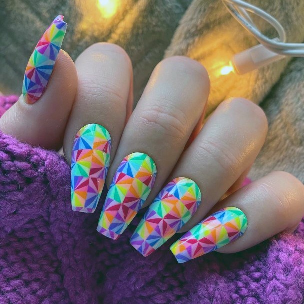 Beautiful Bright Summer Nail Design Ideas For Women