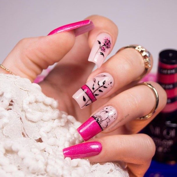 Beautiful Casual Nail Design Ideas For Women