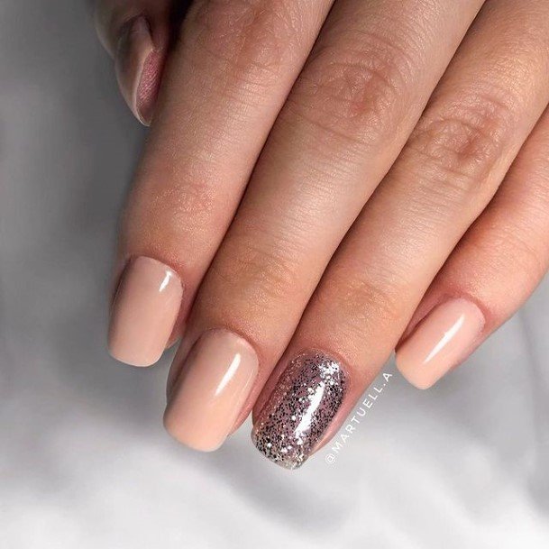 Beautiful Formal Nail Design Ideas For Women