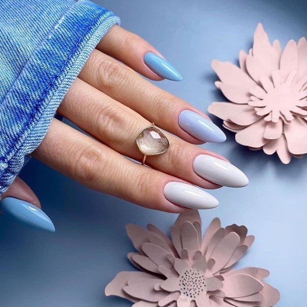 Beautiful Graceful Nail Design Ideas For Women