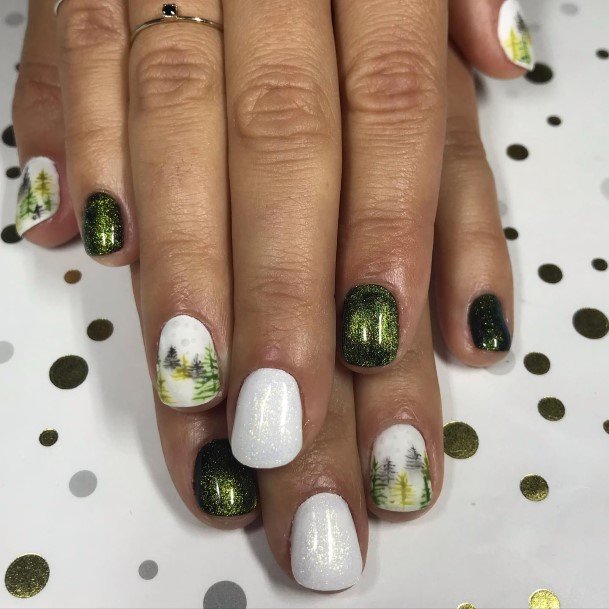Beautiful Green And White Nail Design Ideas For Women