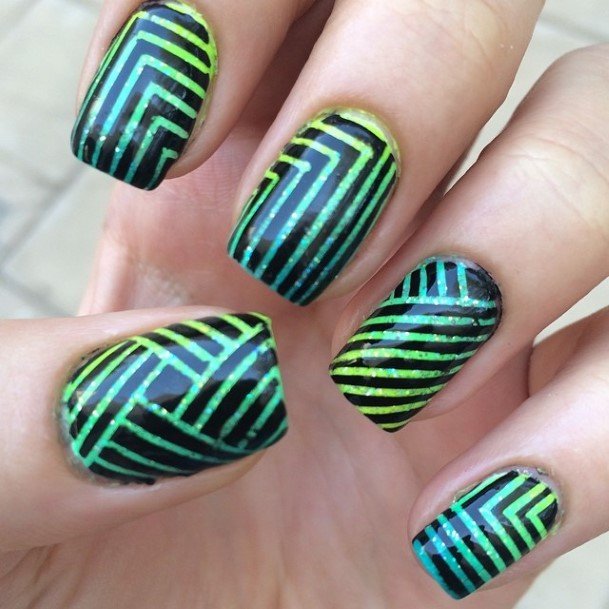 Beautiful Green And Yellow Nail Design Ideas For Women