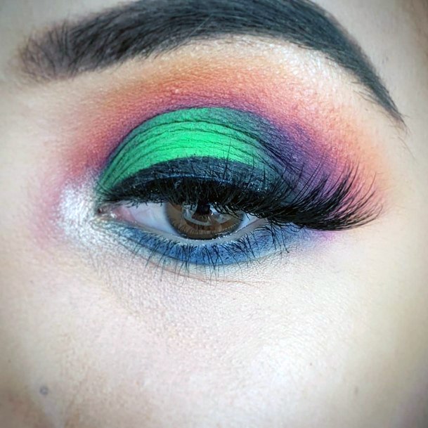 Beautiful Green Eyeshadow Women