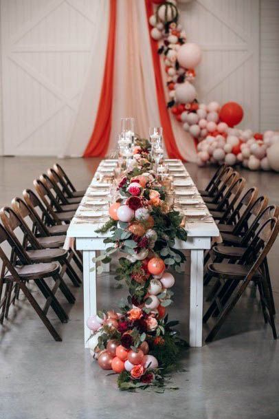 Beautiful Greenery Red Baloon Table Runner Centerpiece Wedding Decor