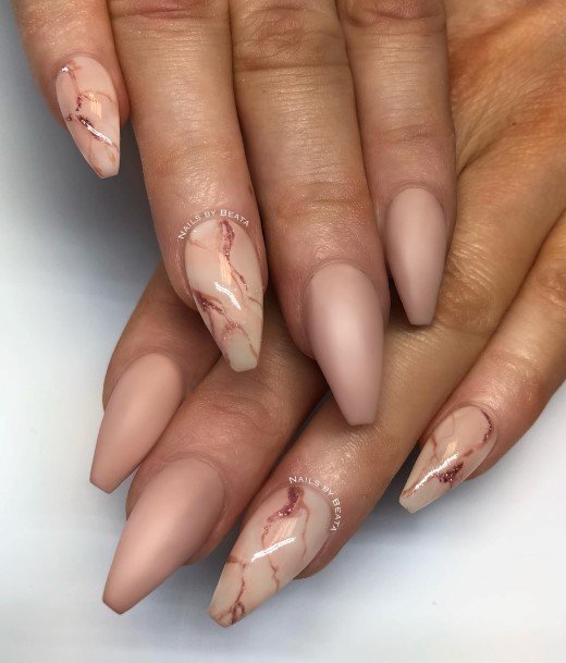 Beautiful Nude Marble Nail Design Ideas For Women
