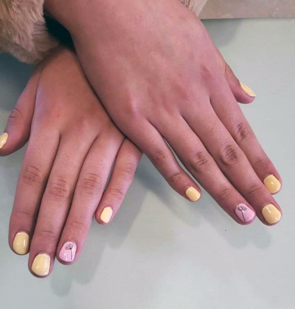 Beautiful Pale Yellow Nails For Women