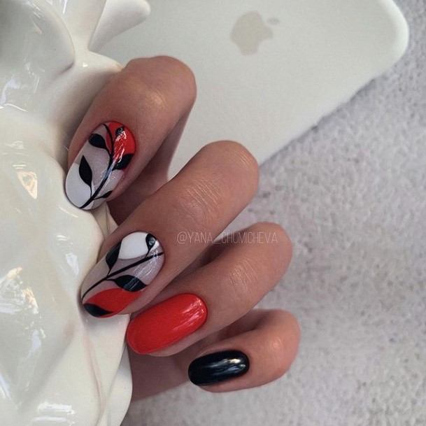 Beautiful Red And Black Nail Design Ideas For Women