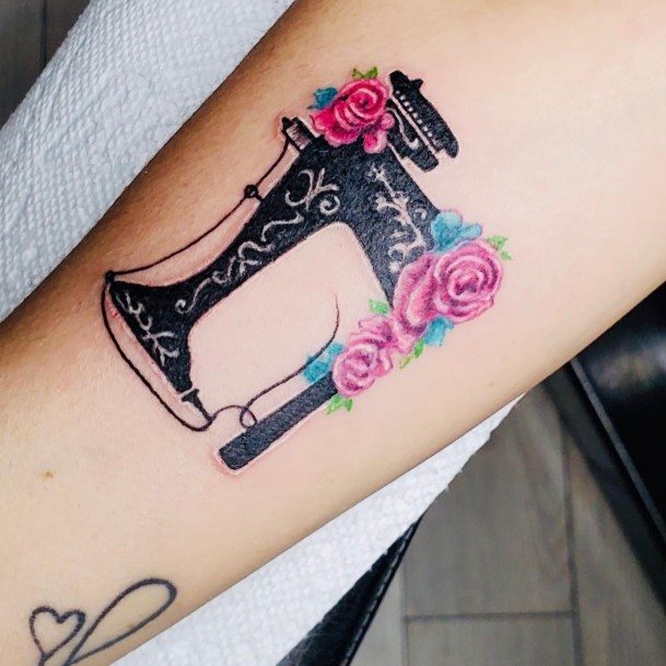 Beautiful Sewing Machine Tattoo Design Ideas For Women