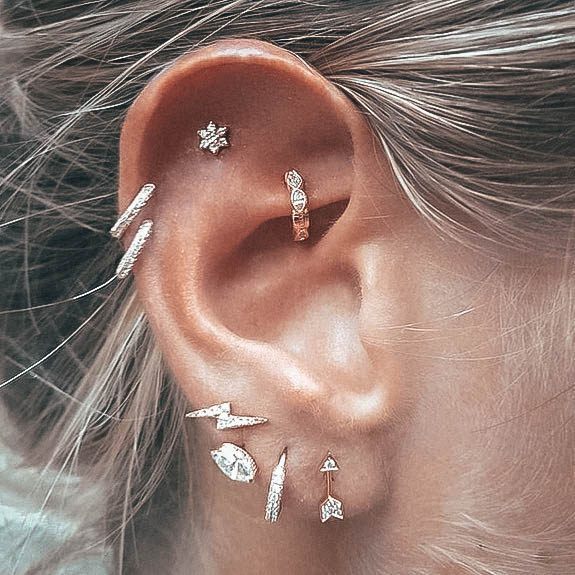 Beautiful Sparkly Bright Diamonds Bolt Silver Hoops Snowflake Constellation Ear Piercing Design For Women