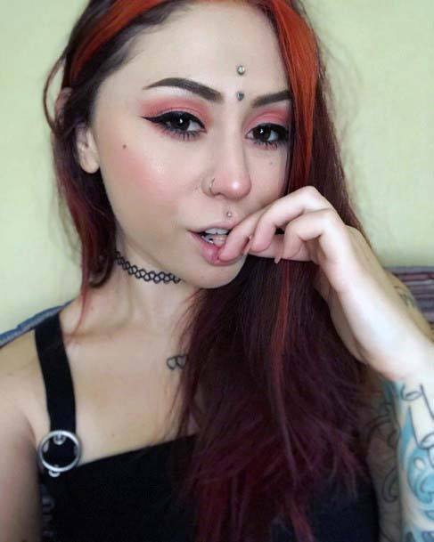 Beautiful Third Eye Vertical Scoop Cool Medusa Piercing Ideas For Girls