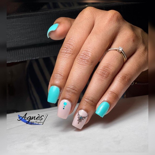 Beautiful Turquoise Ombre Nail Design Ideas For Women