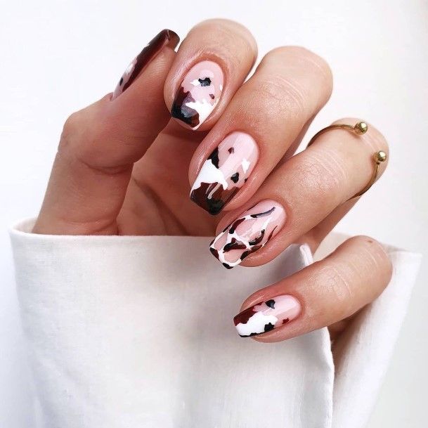 Beautiful Vacation Nail Design Ideas For Women